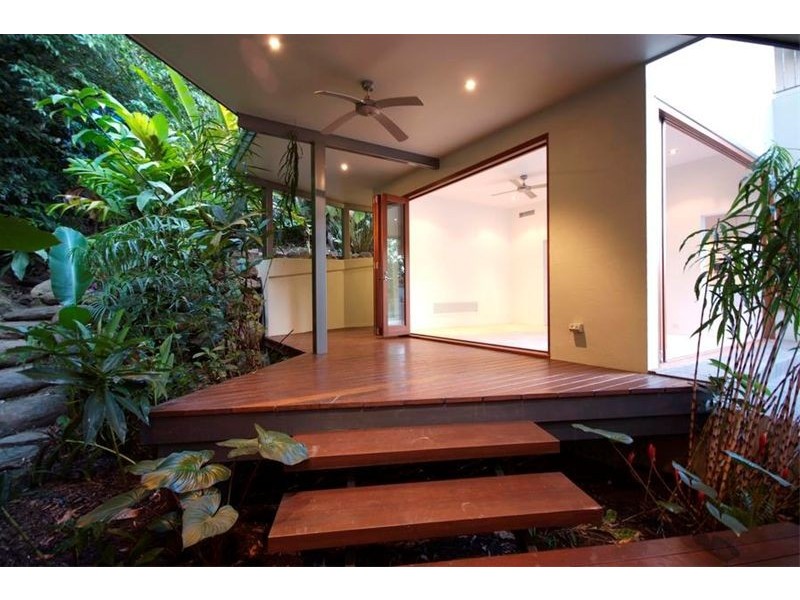 55 Junction Street, Cairns QLD 4870