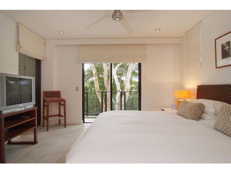 Unit 310/311/5 Triton Street, Palm Cove QLD 4879