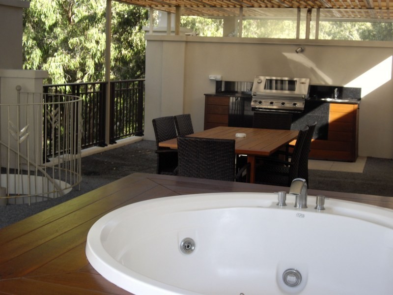 Unit 412/413/5 Triton Street, Palm Cove QLD 4879