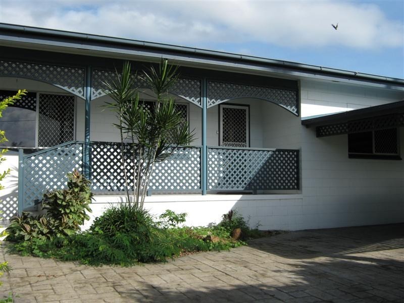 28 Alma Street, Woree QLD 4868