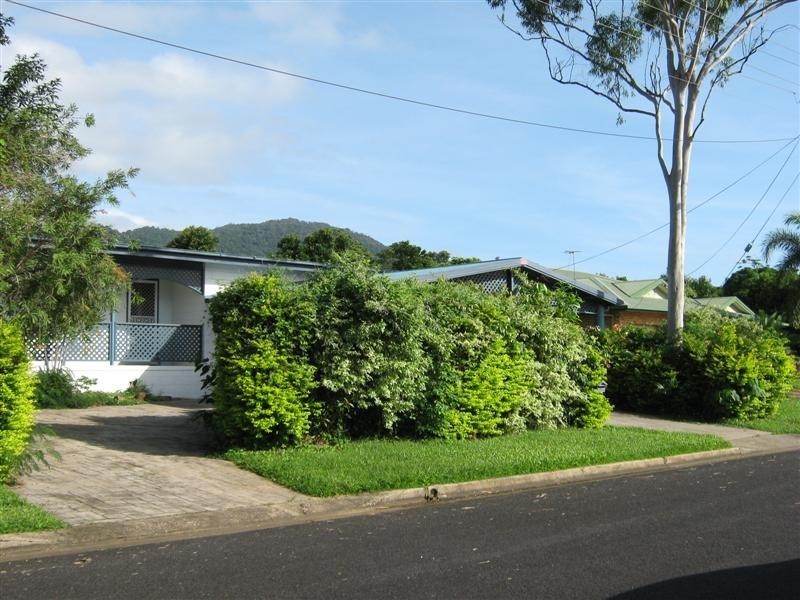28 Alma Street, Woree QLD 4868
