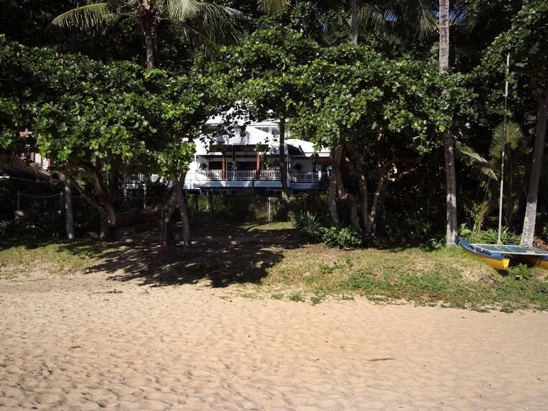 8 Peacock Street, Cairns QLD 4870