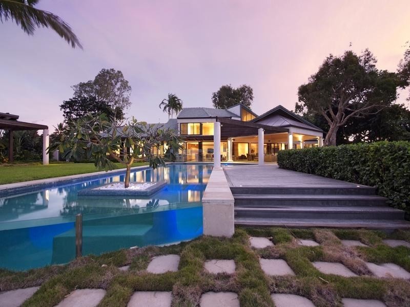 2 Hibiscus Lane, Cairns QLD 4870