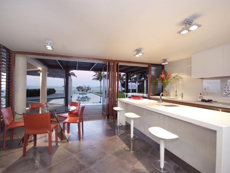 2 Hibiscus Lane, Cairns QLD 4870