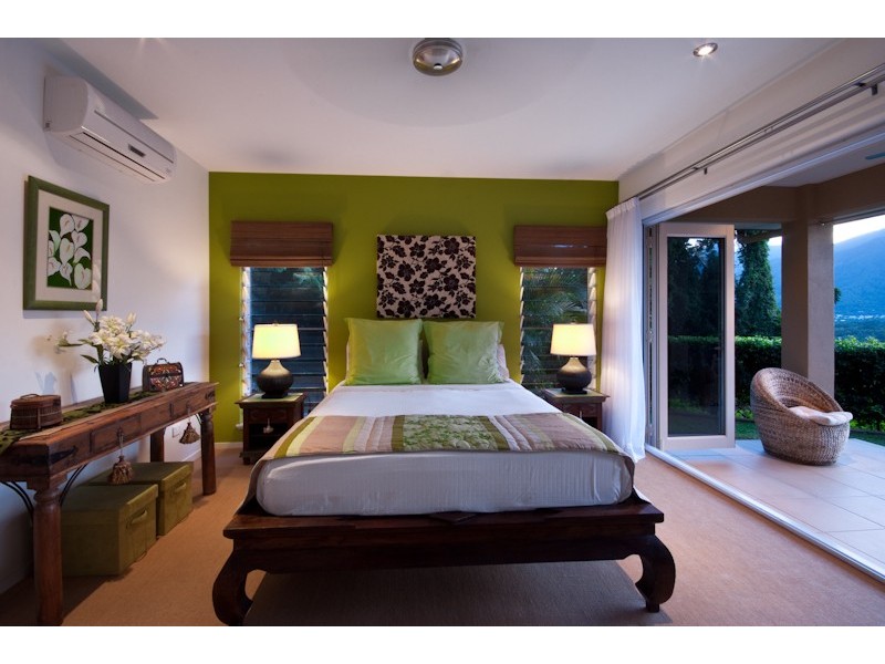 18 Playford Close, Cairns QLD 4870