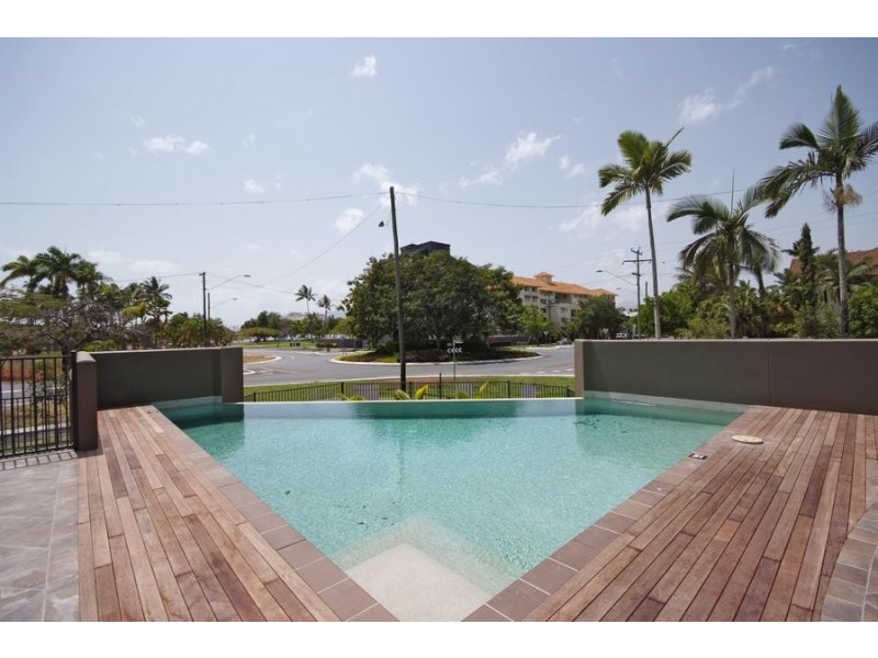 Unit 4/339 Lake Street, Cairns QLD 4870