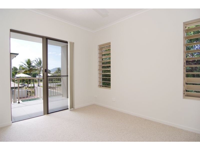 Unit 4/109-113 Martyn Street, Cairns QLD 4870