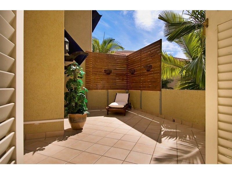 Unit 508/2 Greenslopes Street, Cairns QLD 4870