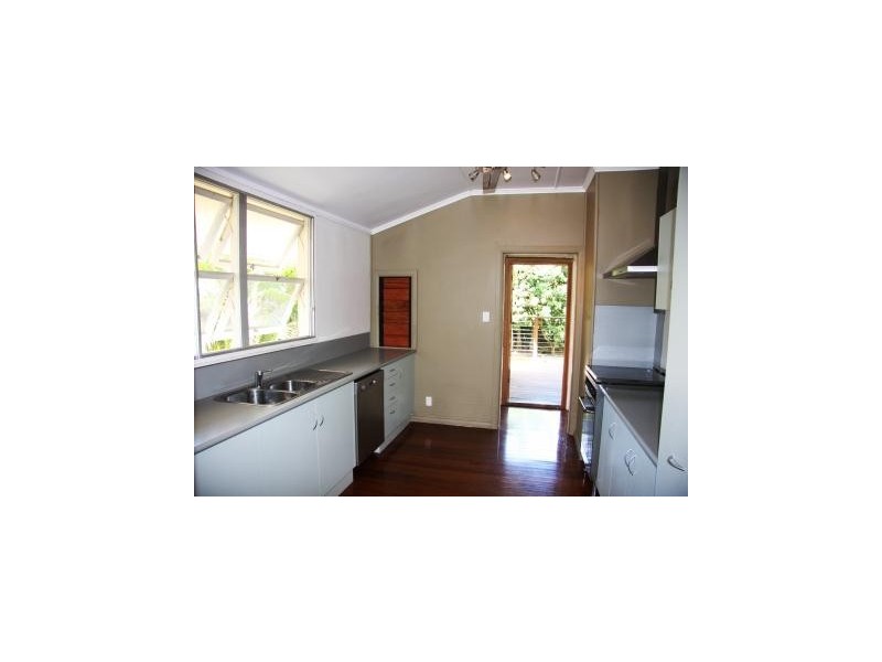 35 Howe Street, Cairns QLD 4870