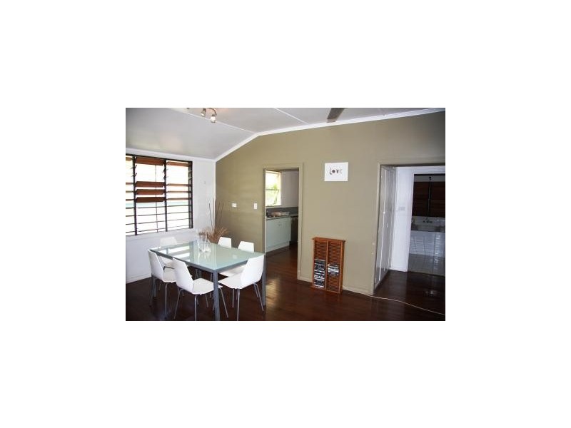 35 Howe Street, Cairns QLD 4870