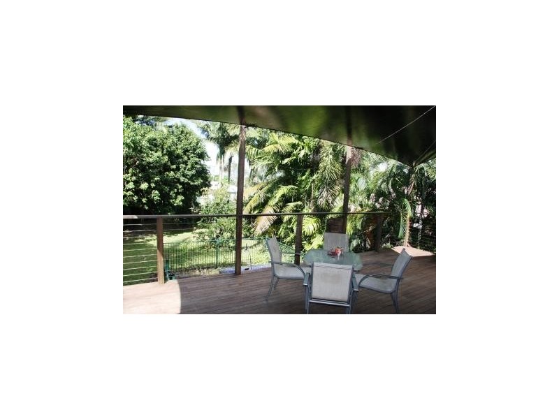 35 Howe Street, Cairns QLD 4870