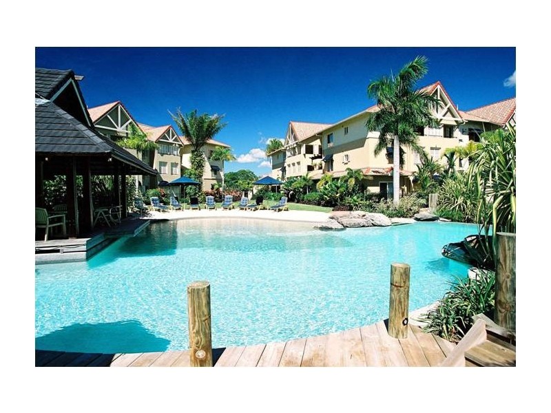 Unit APT  1722/2 Greenslopes Street, Cairns QLD 4870