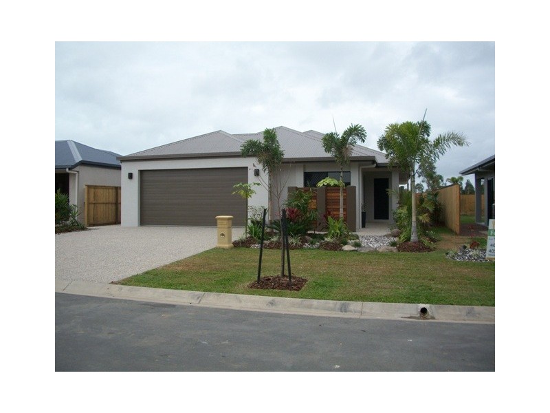 L523/11 Seaways Street, Trinity Park QLD 4879