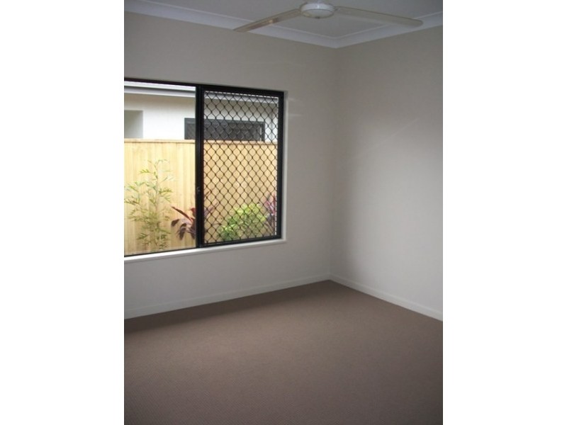 L523/11 Seaways Street, Trinity Park QLD 4879