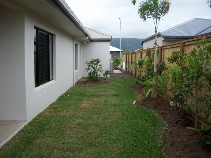 L523/11 Seaways Street, Trinity Park QLD 4879