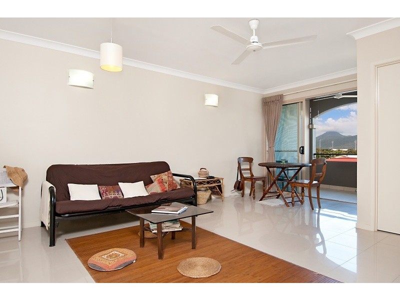 Unit 822/13 Mann Street, Cairns QLD 4870