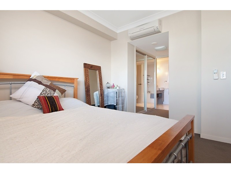 Unit 822/13 Mann Street, Cairns QLD 4870