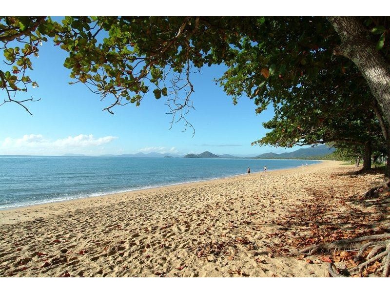 123 Williams Esplanade, Palm Cove QLD 4879