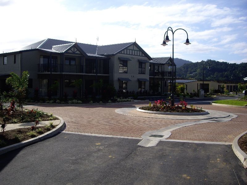 Unit 93/1-2 Fairweather Road, Redlynch QLD 4870