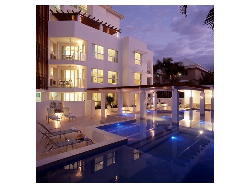 Unit 48/201 Lake Street, Cairns City QLD 4870