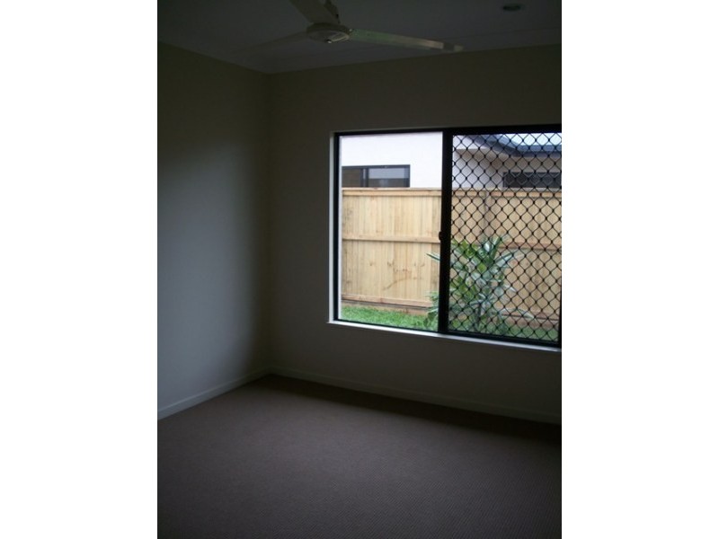 L523/11 Seaways Street, Trinity Park QLD 4879