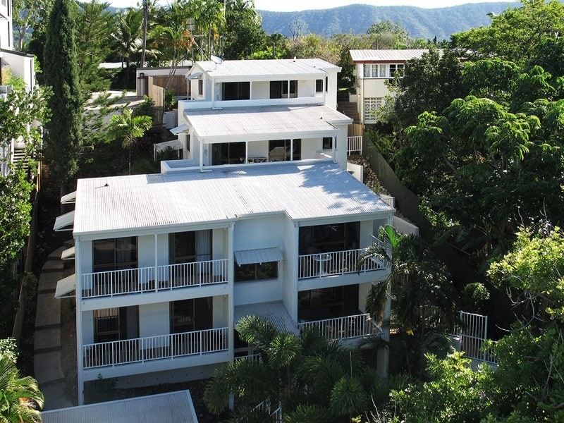 Unit 1 – 4 /45 Vasey Esplanade, Trinity Beach QLD 4879
