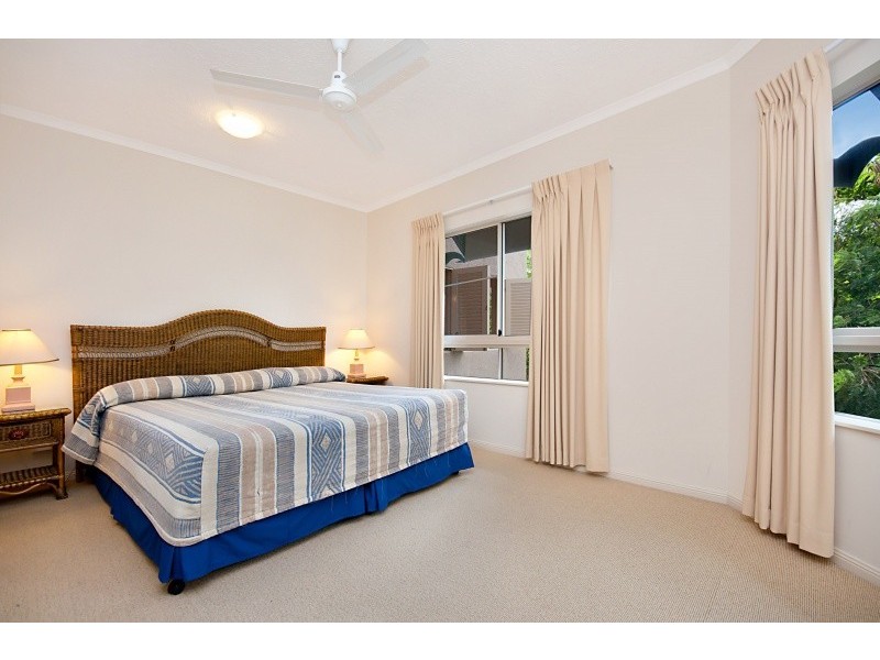 Unit 1735/2 Greenslopes Street, Cairns QLD 4870