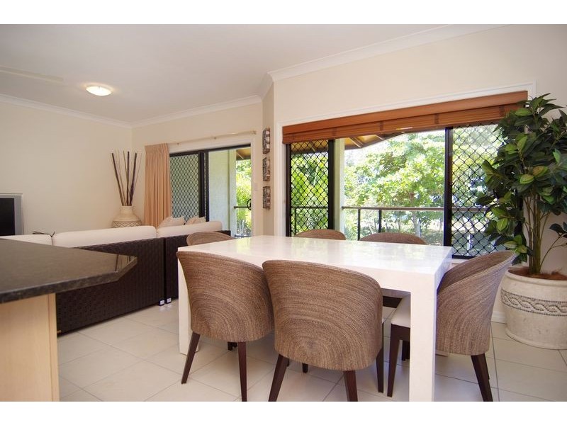 Unit 4/73 Sims Esplanade, Yorkeys Knob QLD 4878