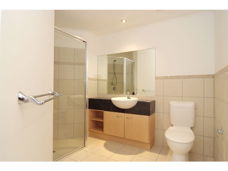 Unit 4/73 Sims Esplanade, Yorkeys Knob QLD 4878
