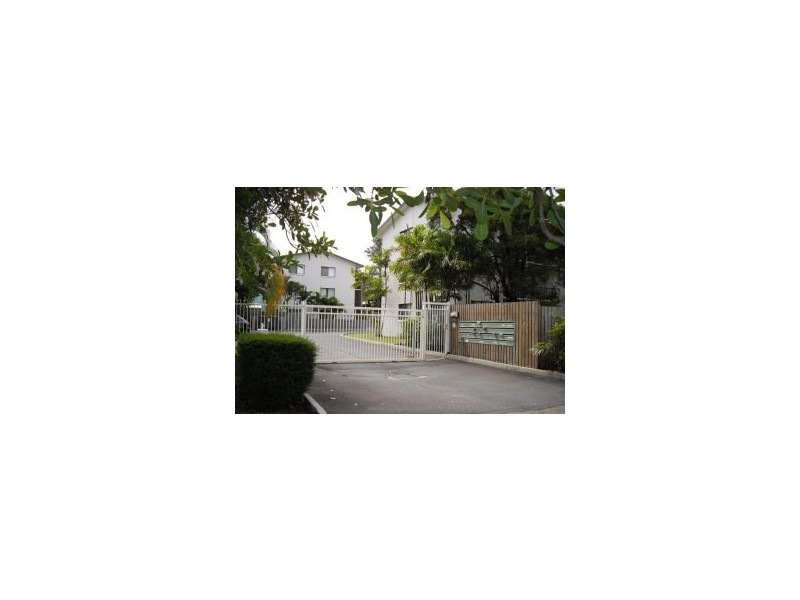Unit 23/173 Mayers Street, Cairns QLD 4870