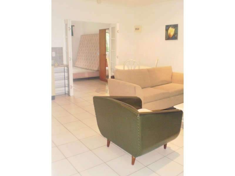 Unit 12/4 Mcpherson Close, Edge Hill QLD 4870