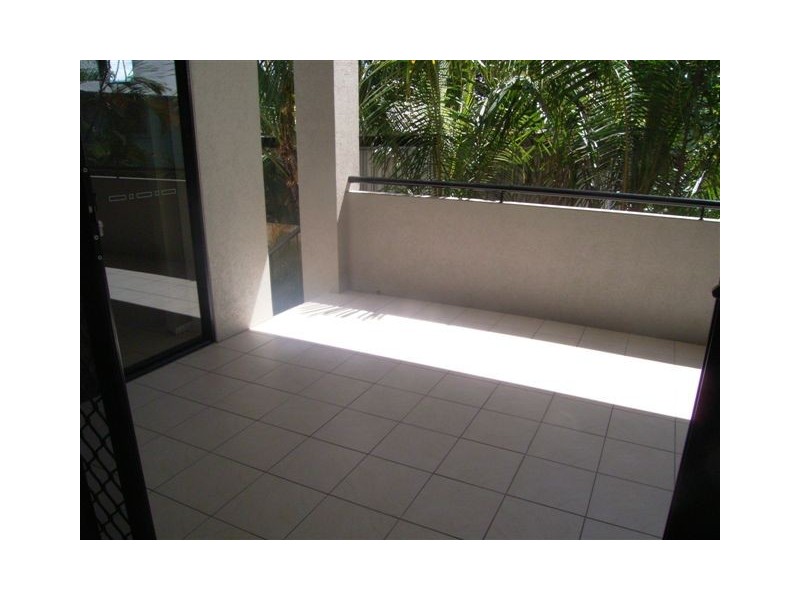 Unit 14/423 Draper Street, Cairns QLD 4870