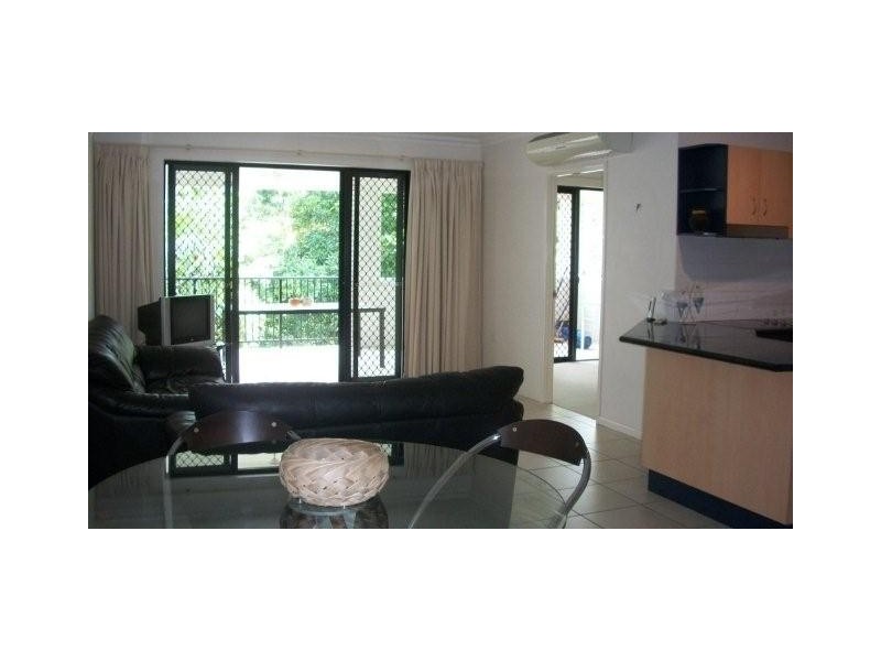 Unit 10/19 Pembroke Street, Cairns QLD 4870