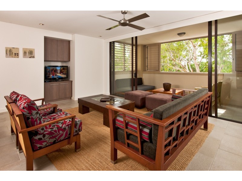 Unit 310/311/5 Sea Temple Street, Palm Cove QLD 4879