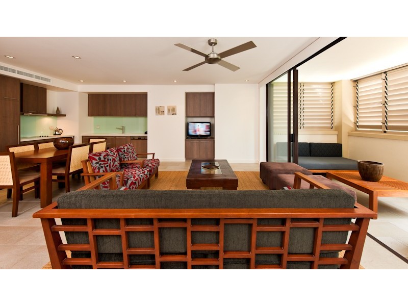 Unit 310/311/5 Sea Temple Street, Palm Cove QLD 4879