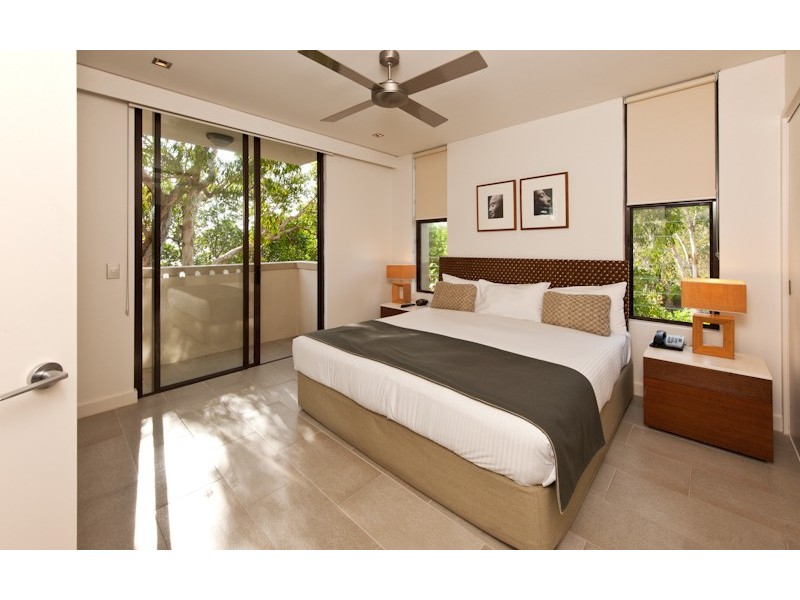 Unit 310/311/5 Sea Temple Street, Palm Cove QLD 4879