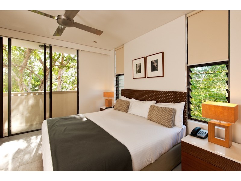 Unit 310/311/5 Sea Temple Street, Palm Cove QLD 4879
