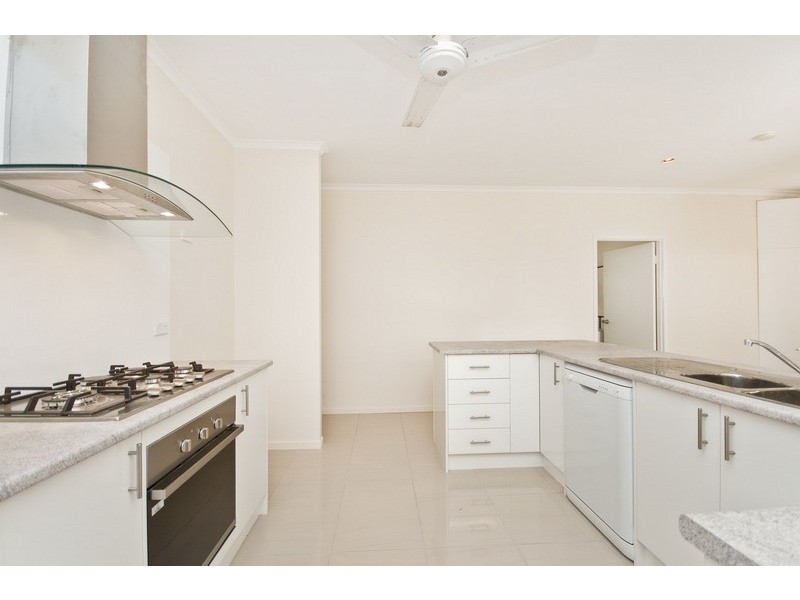 32 Villa Street, Cairns QLD 4870