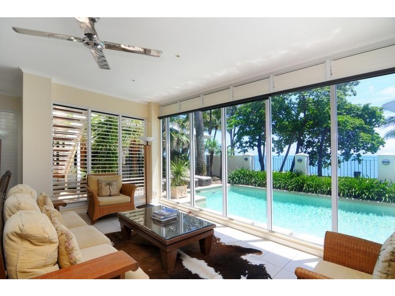 21 Vasey Esplanade, Cairns QLD 4870