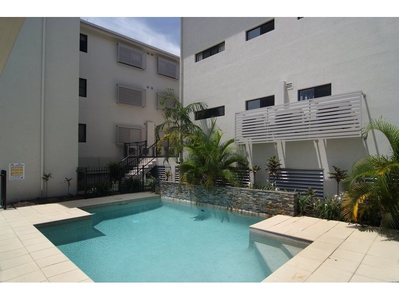 Unit 4/423-427 Draper Street, Cairns QLD 4870