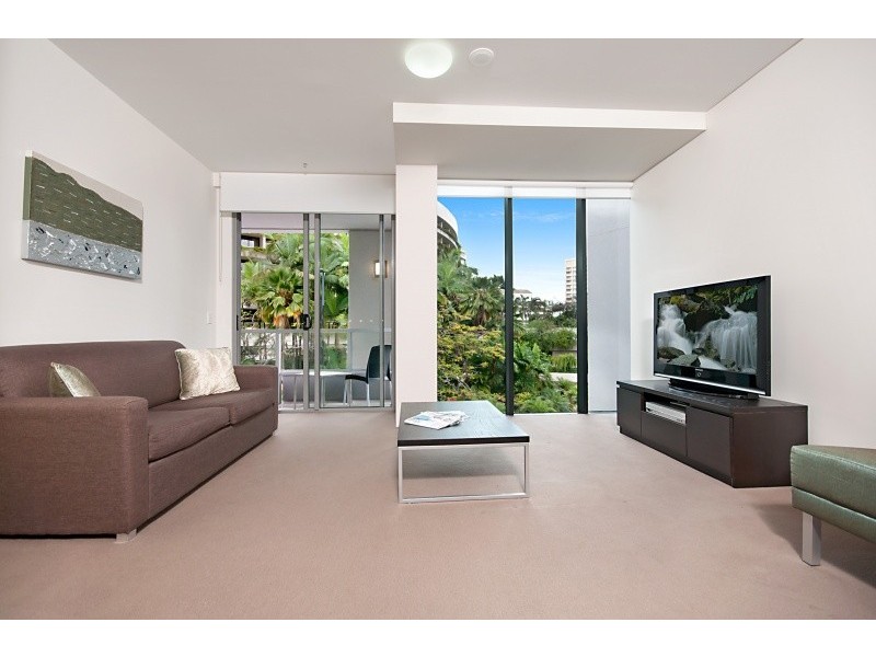 Unit 320/1 Marlin Parade, Cairns City QLD 4870