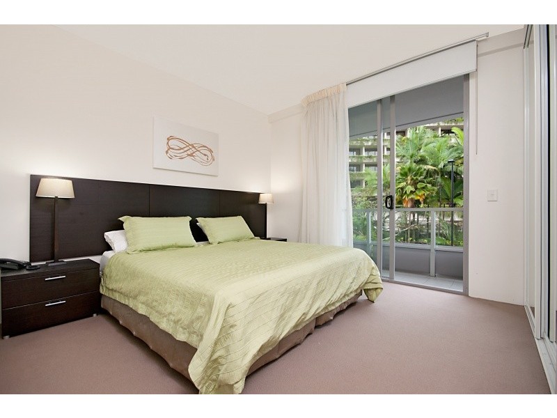 Unit 320/1 Marlin Parade, Cairns City QLD 4870