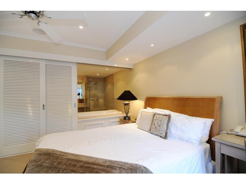 21 Vasey Esplanade, Trinity Beach QLD 4879