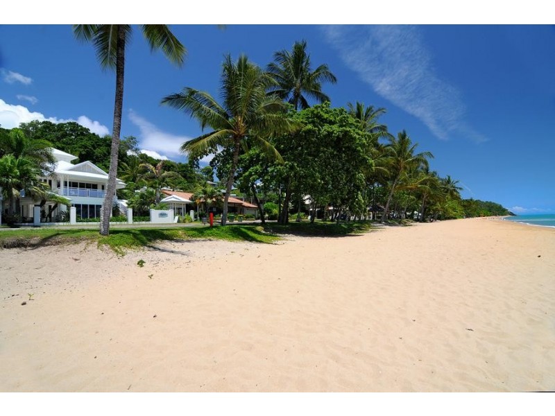 21 Vasey Esplanade, Trinity Beach QLD 4879