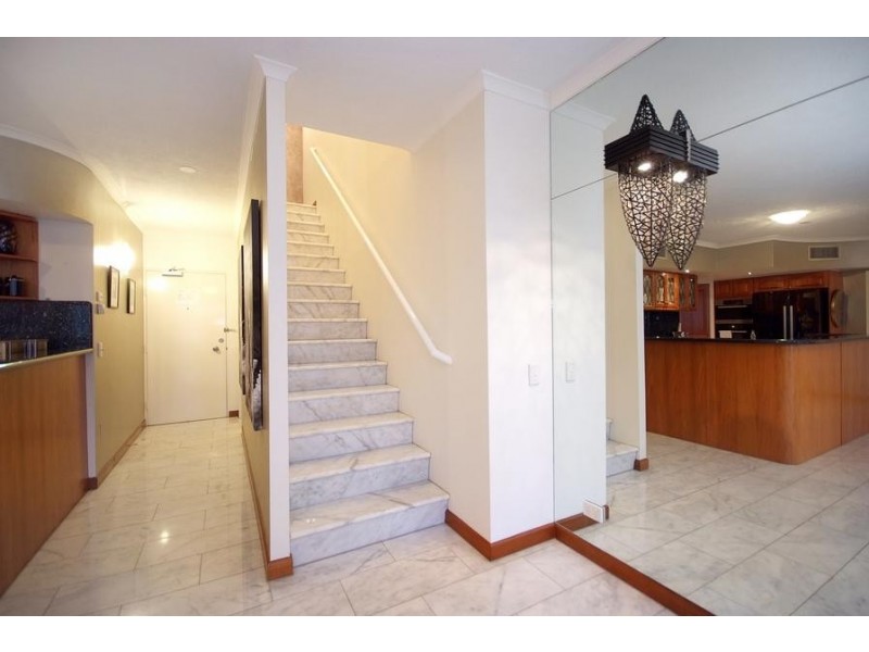 Unit 902/73 Royal Harbour Esplanade, Cairns QLD 4870