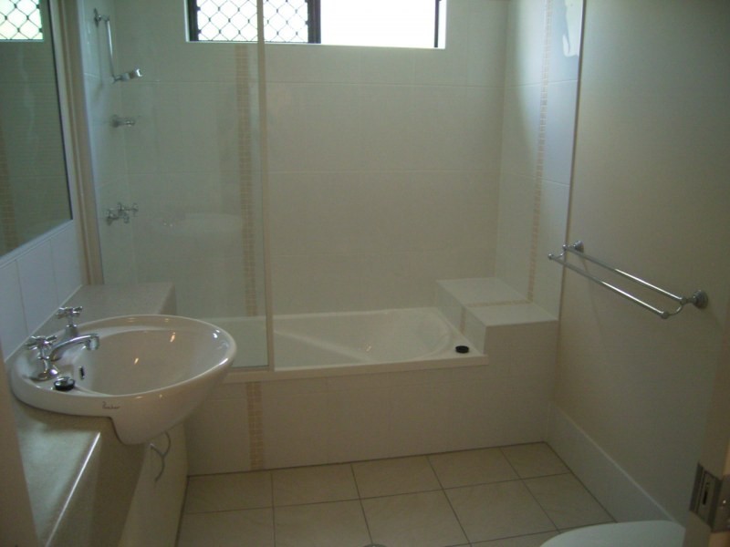 Unit 4/423-427 Draper Street, Cairns QLD 4870