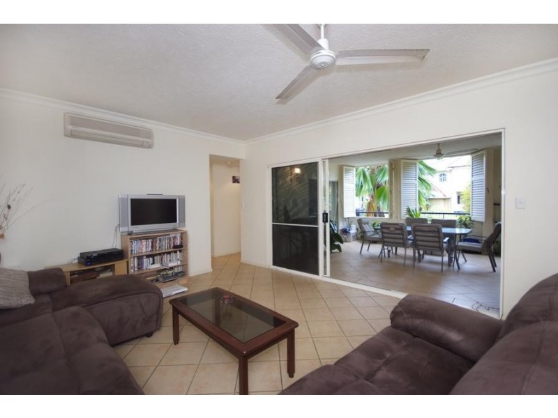 Unit 403/2 Greenslopes Street, North Cairns QLD 4870
