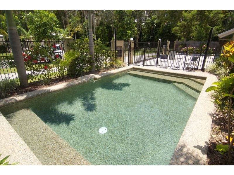 Unit 4/73 Sims Esplanade, Yorkeys Knob QLD 4878