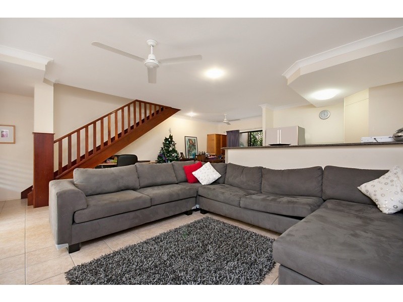 Unit 8/22-24 Old Smithfield Road, Freshwater QLD 4870