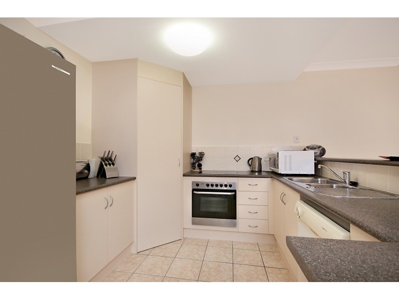 Unit 8/22-24 Old Smithfield Road, Freshwater QLD 4870